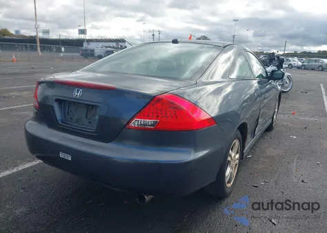 2007 Honda Accord 2.4 Ex z USA, uszkodzony, nr VIN 1HGCM72667A005950